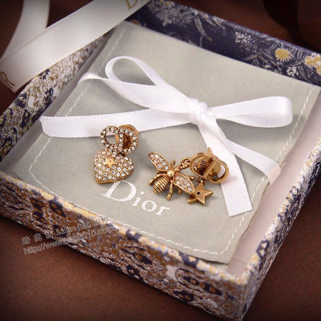 Dior飾品 迪奧經典熱銷款CD蜜蜂愛心耳釘  zgd1475